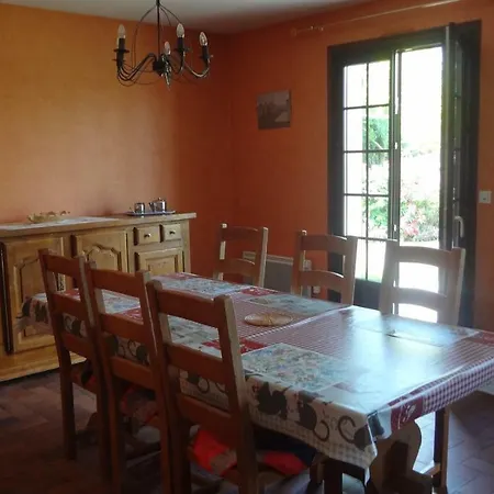 Maison De Vacances Trevieres Esterno foto